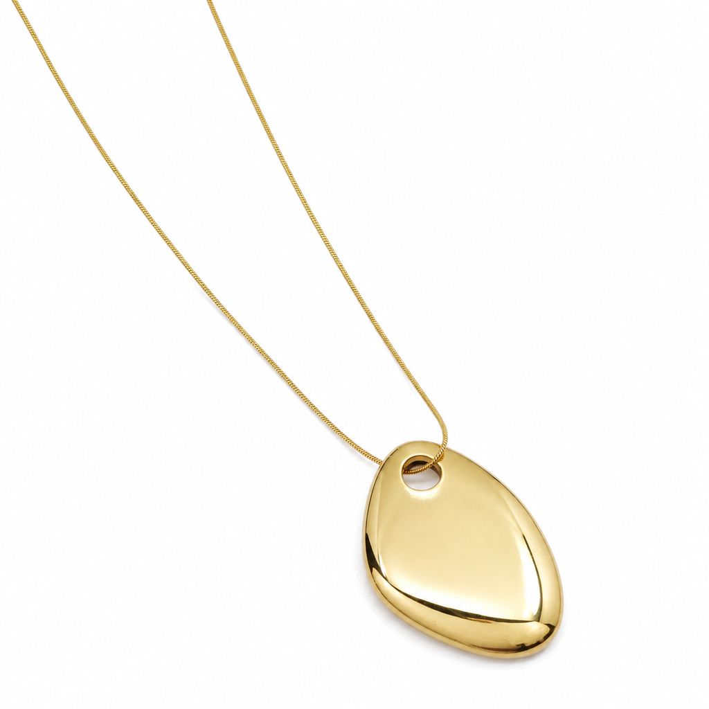 Pebble Pendant Necklace