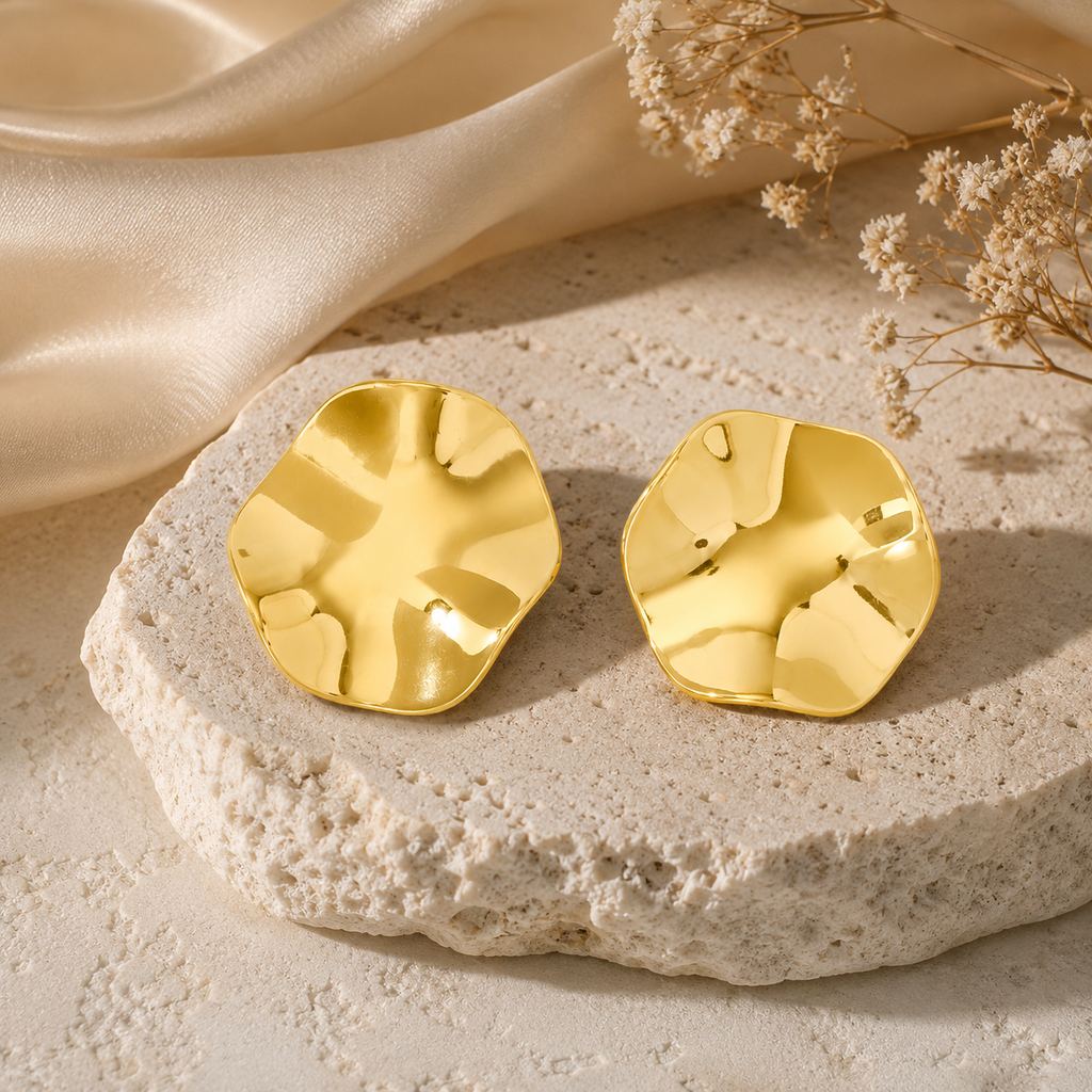 Sculpt Stud Earrings