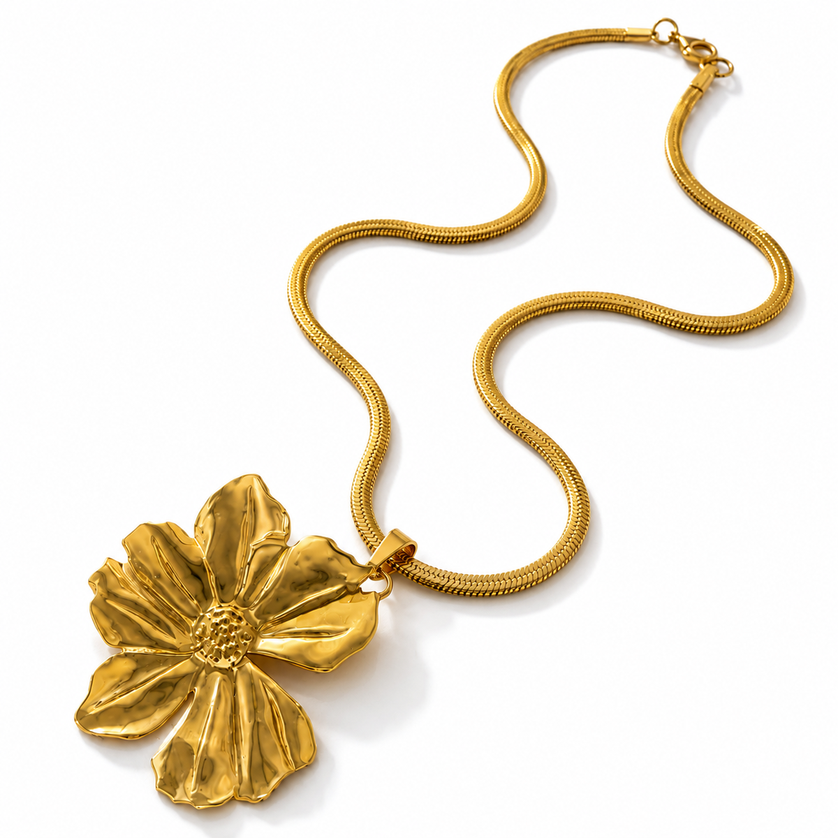 Exaggerated Flower Necklace | MIRAKSA