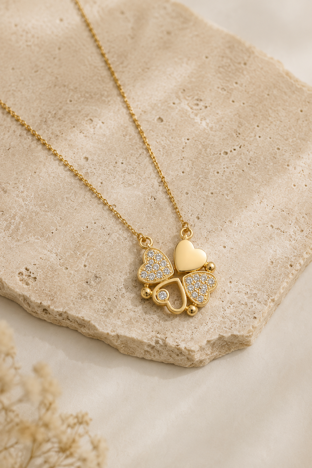 Clover Pendant Necklace