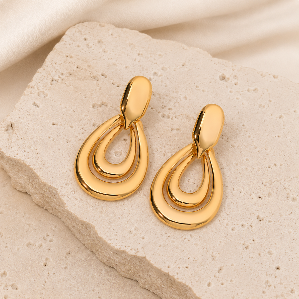 Droplets Heart Shape Earring